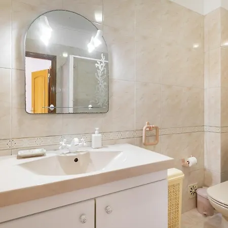 Whome Perfect Family Hideout W/ac & 4br + 5ba Апартаменты