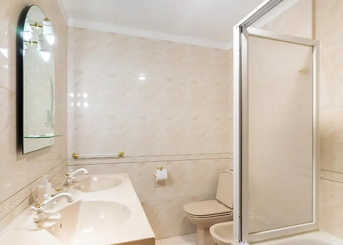 Whome Perfect Family Hideout W/ac & 4br + 5ba Apartmán *