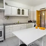 Apartment Whome Perfect Family Hideout W/ac & 4br + 5ba Cascais