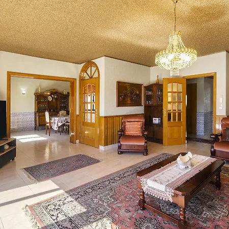 Whome Perfect Family Hideout W/ac & 4br + 5ba